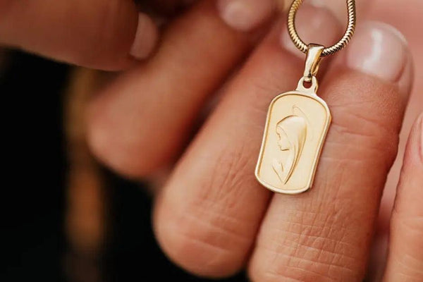 Keepsake Jewelry: A Timeless Way to Capture Special Moments - Customcuff