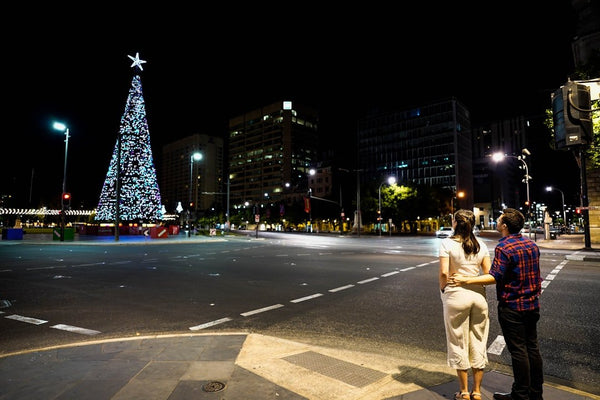 Ornamentally Yours: Best Couple Xmas Ornaments for a Festive Season